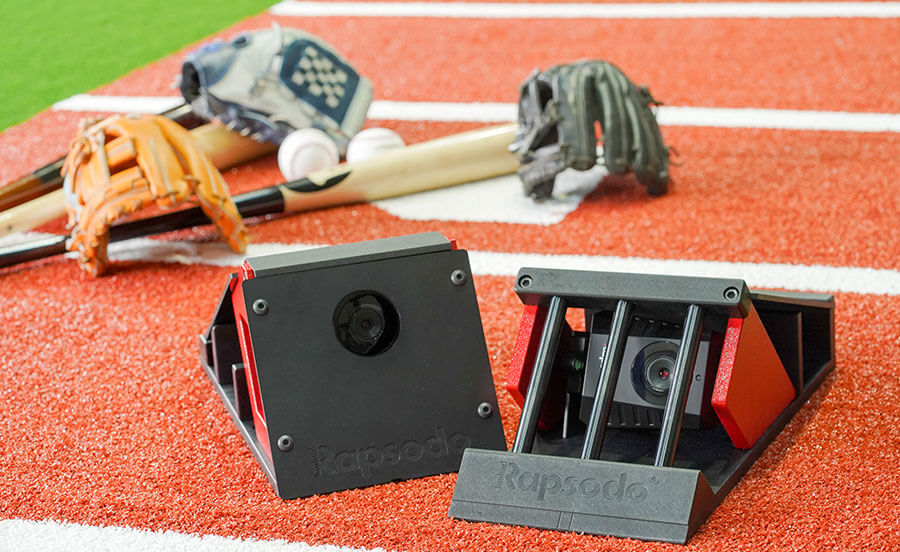 画像:ラプソードと野球道具|充実した設備